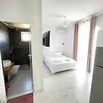 Denis * Ksamil