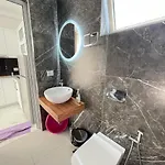 Denis Apartment