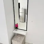 Denis Apartment *