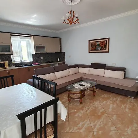 Apartment Denis