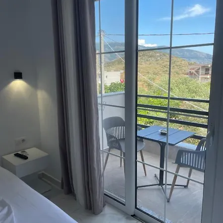 Denis Apartmán Ksamil