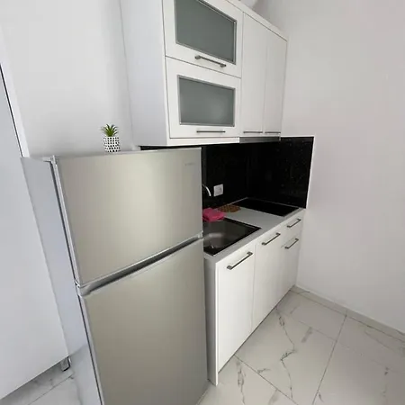 Denis * Ksamil