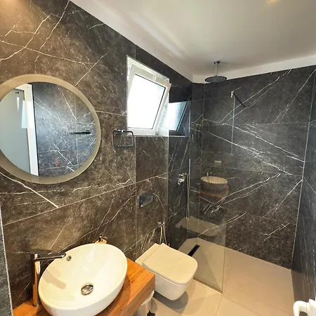 Apartment Denis *