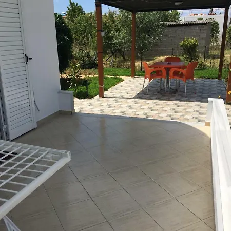 Denis Apartmán Ksamil