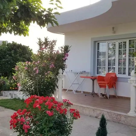 Denis Apartment